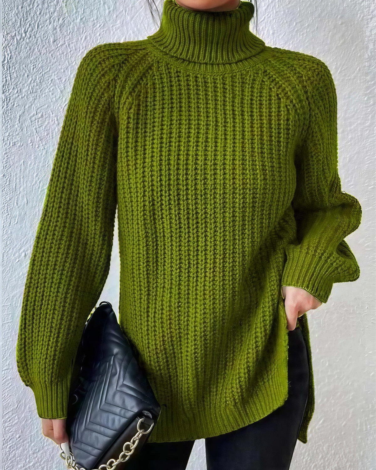Women's Chunky Turtleneck Jumper - Green, front view