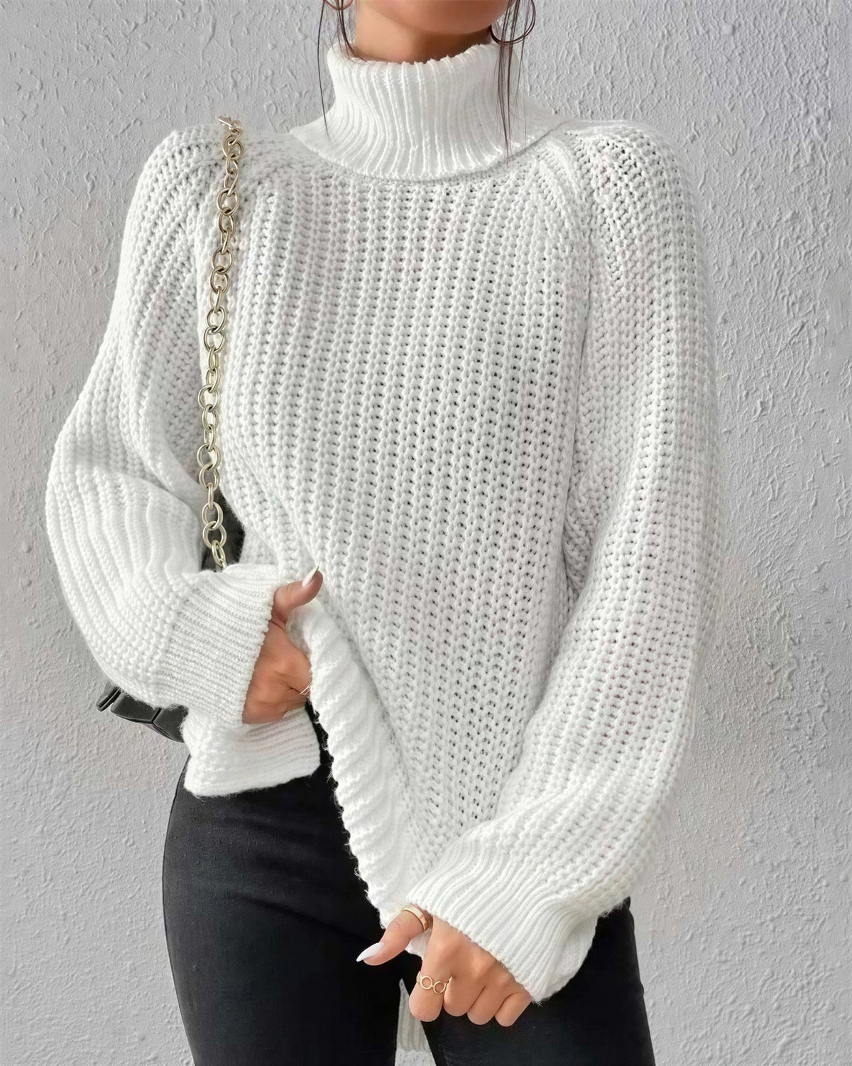 Women's Chunky Turtleneck Jumper - White, front view
