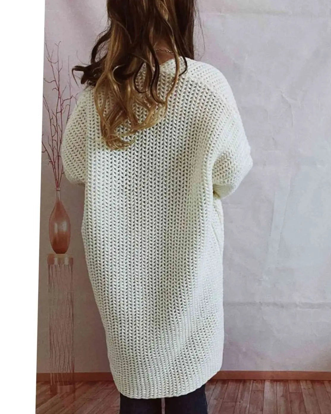 Women's Oversized Chunky Cardigan - White, detail view
