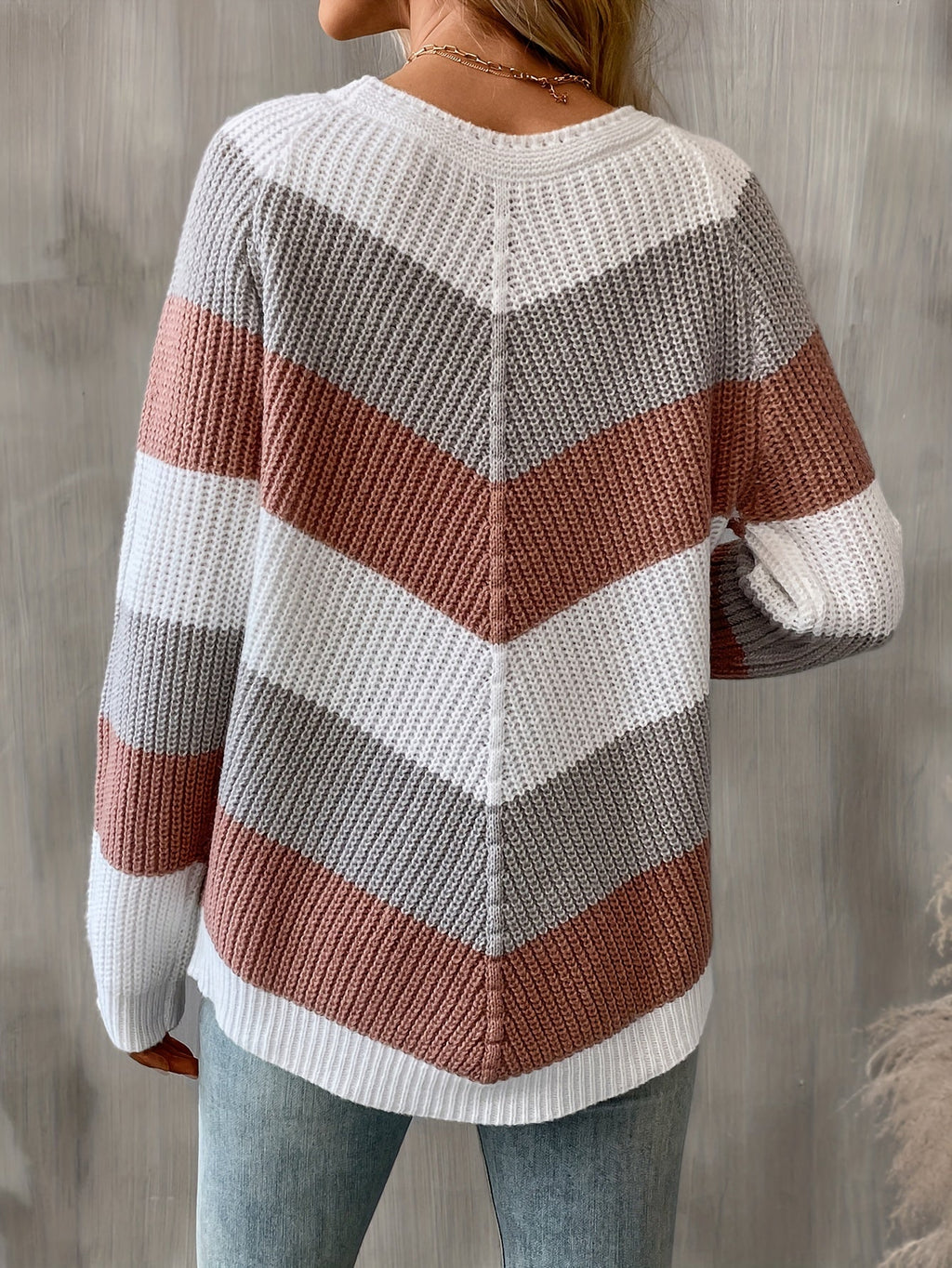 Women's Chevron Colour Block Jumper - Pink/Grey/White, detail view